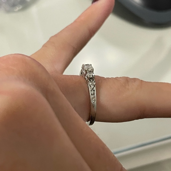 Ben Moss 14K Ring - Picture 4 of 9